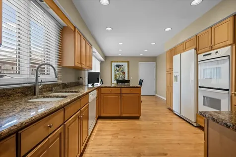 713 Orleans Drive Highland Park IL 60035