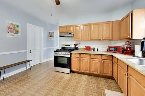 4825 West Hutchinson Street Chicago IL 60641