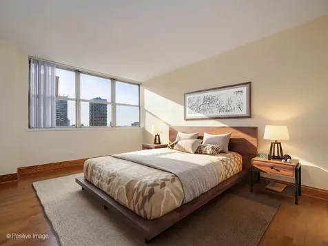 6301 North Sheridan Road Chicago IL 60660