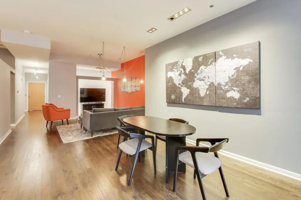 208 West Washington Street Chicago IL 60606