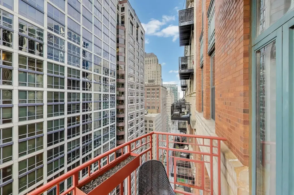 208 West Washington Street Chicago IL 60606