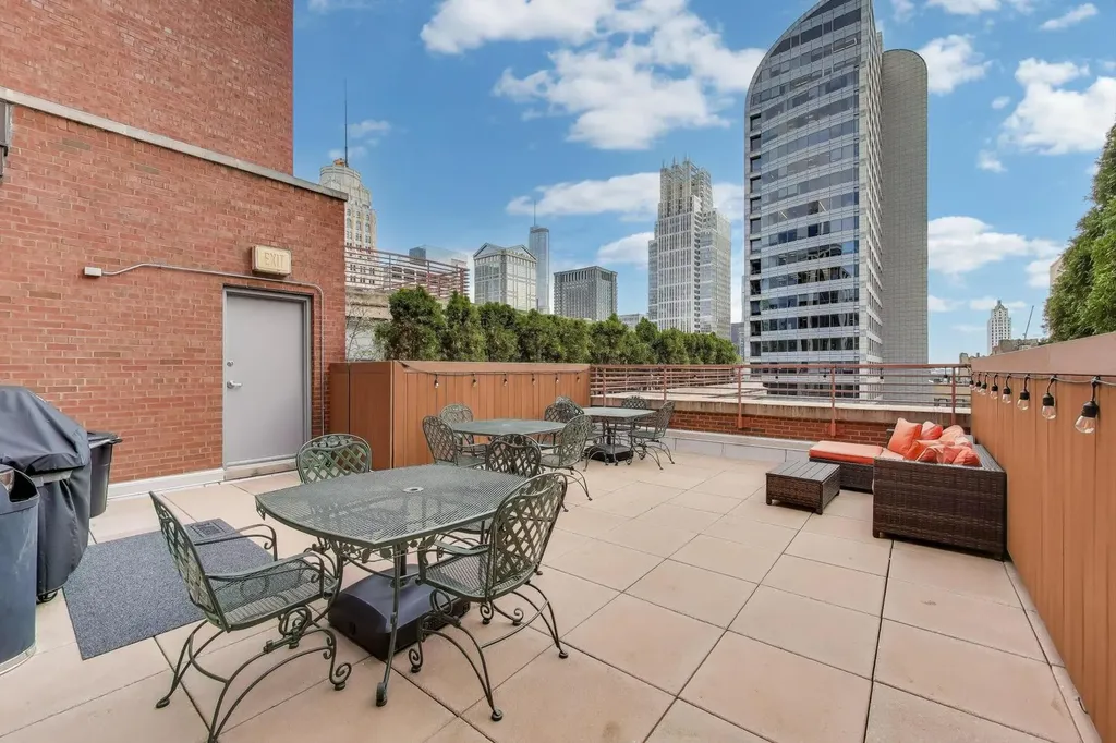208 West Washington Street Chicago IL 60606