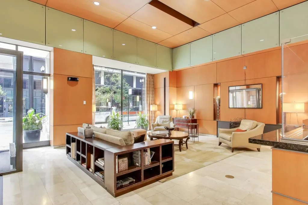 208 West Washington Street Chicago IL 60606