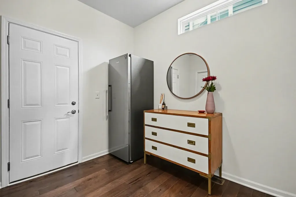 2515 Leander Court Woodridge IL 60517