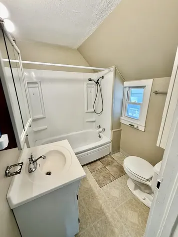 302 S Walnut Street Kewanee IL 61443