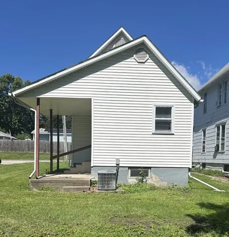 302 S Walnut Street Kewanee IL 61443