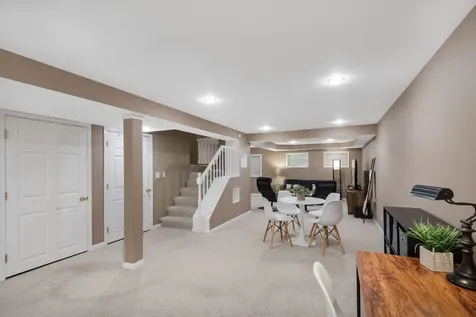 610 Fontana Place Mundelein IL 60060