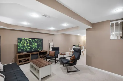 610 Fontana Place Mundelein IL 60060