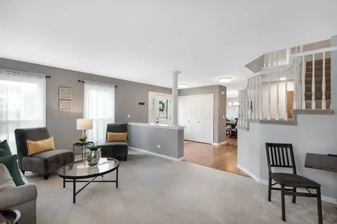 610 Fontana Place Mundelein IL 60060