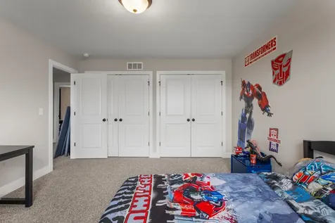 7 Kirby Circle Monticello IL 61856