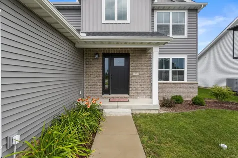 7 Kirby Circle Monticello IL 61856
