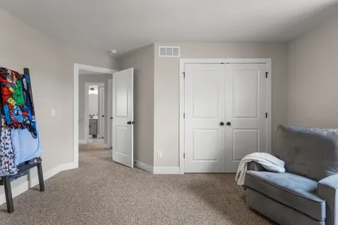 7 Kirby Circle Monticello IL 61856