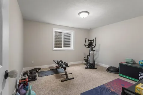 7 Kirby Circle Monticello IL 61856