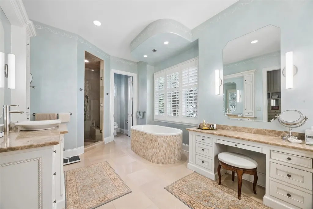 64 Forest Gate Circle Oak Brook IL 60523