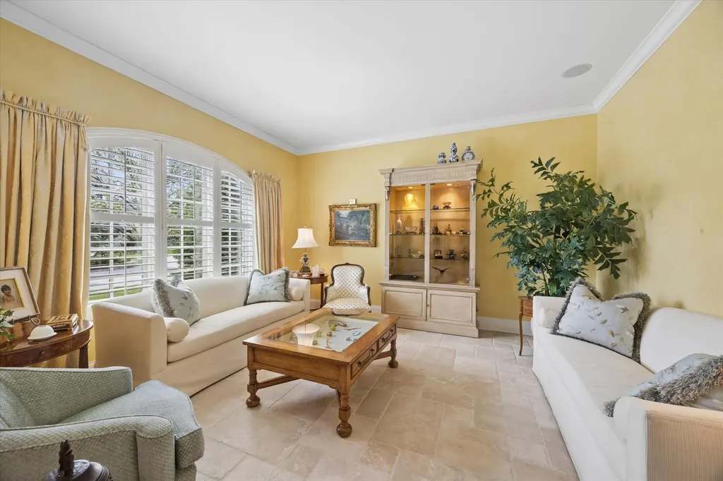 64 Forest Gate Circle Oak Brook IL 60523