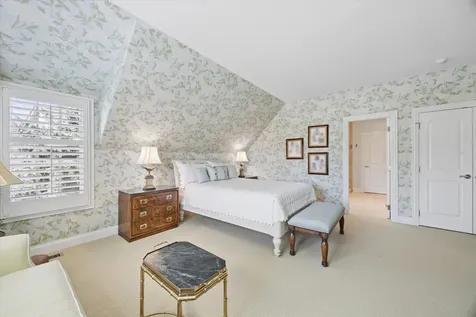 64 Forest Gate Circle Oak Brook IL 60523