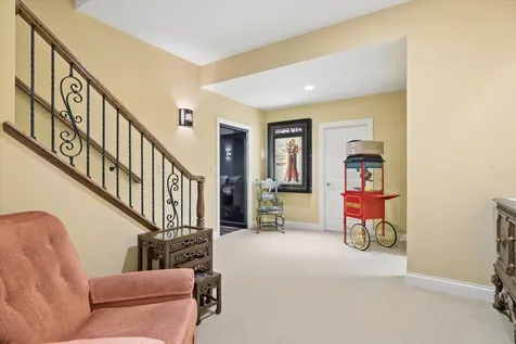 64 Forest Gate Circle Oak Brook IL 60523