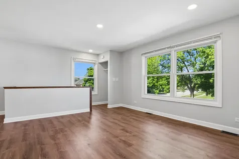 770 Pahl Road Elk Grove Village IL 60007