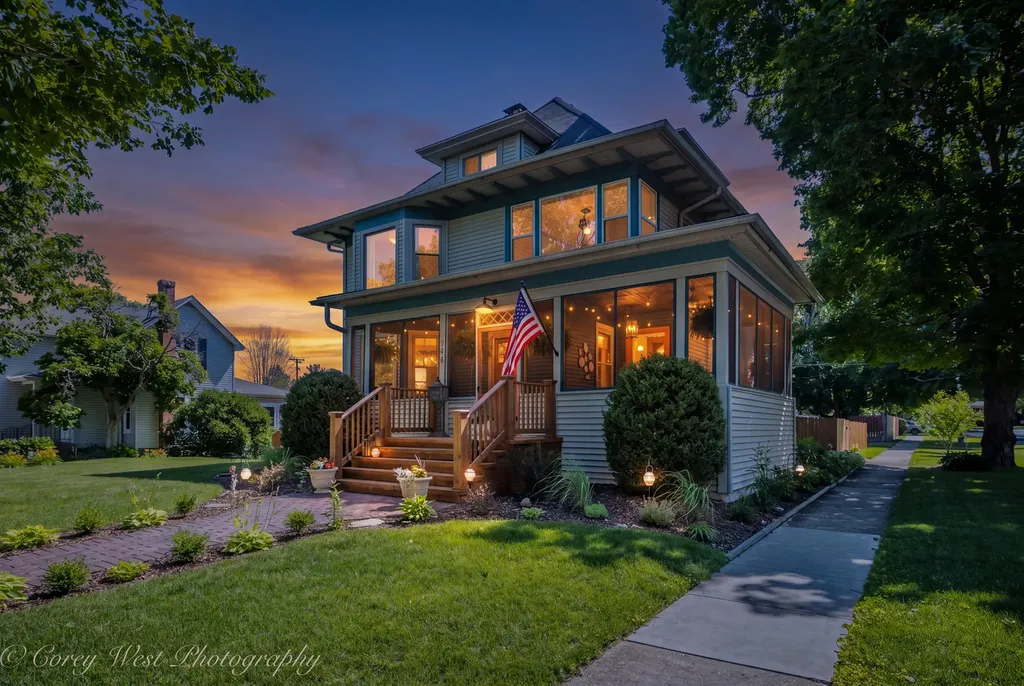 244 South Sycamore Street Genoa IL 60135