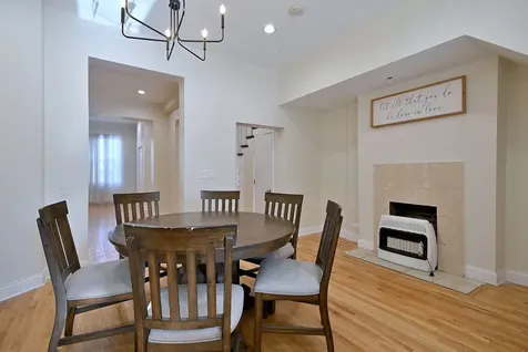 233 North Sacramento Boulevard Chicago IL 60612