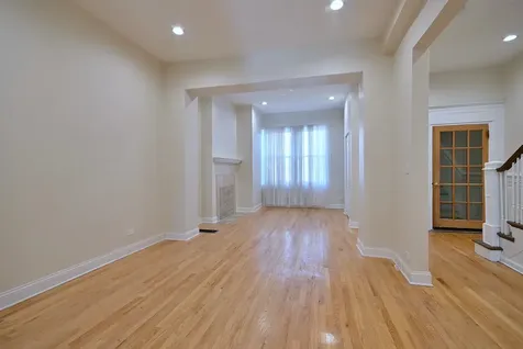 233 North Sacramento Boulevard Chicago IL 60612