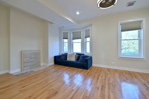 233 North Sacramento Boulevard Chicago IL 60612