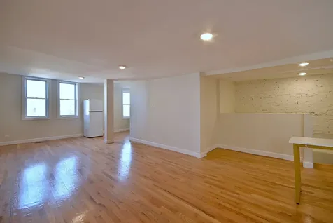 233 North Sacramento Boulevard Chicago IL 60612