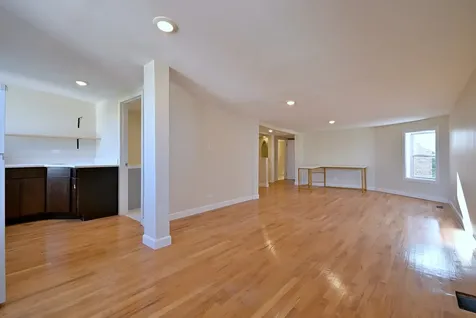 233 North Sacramento Boulevard Chicago IL 60612