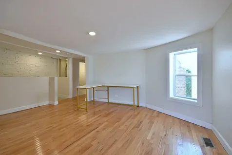 233 North Sacramento Boulevard Chicago IL 60612