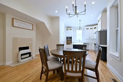 233 North Sacramento Boulevard Chicago IL 60612
