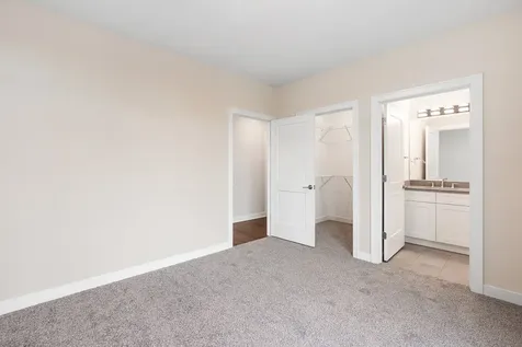 546 Green Bay Road Highwood IL 60040