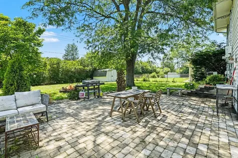 1355 Devonshire Lane Hoffman Estates IL 60169