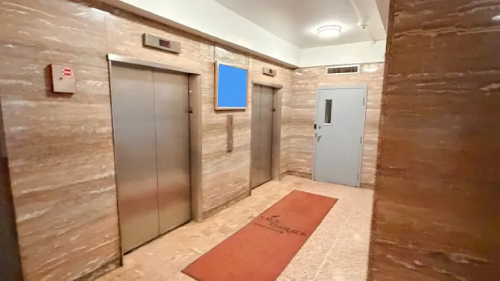 7337 South South Shore Drive Chicago IL 60649