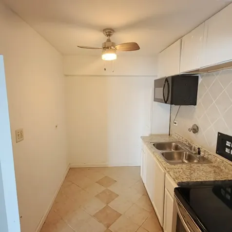 7337 South South Shore Drive Chicago IL 60649