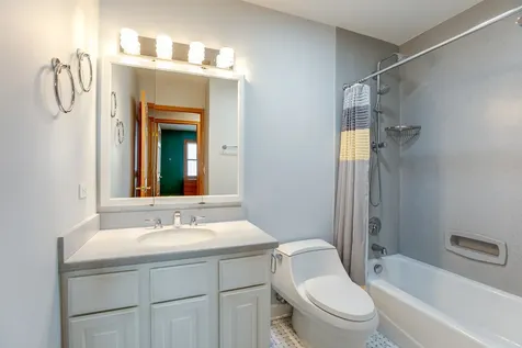 955 Bernard Drive Buffalo Grove IL 60089