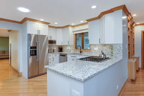 955 Bernard Drive Buffalo Grove IL 60089
