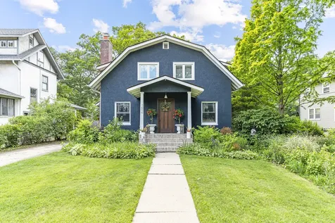 1494 Oakwood Avenue Highland Park IL 60035