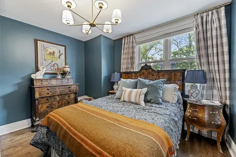 1494 Oakwood Avenue Highland Park IL 60035