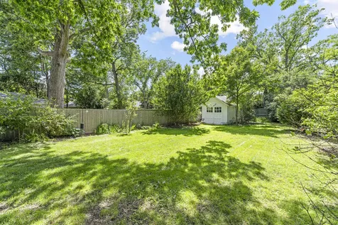 1494 Oakwood Avenue Highland Park IL 60035