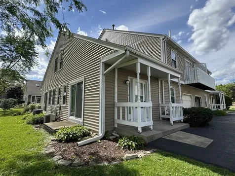 11411 Douglas Avenue Huntley IL 60142
