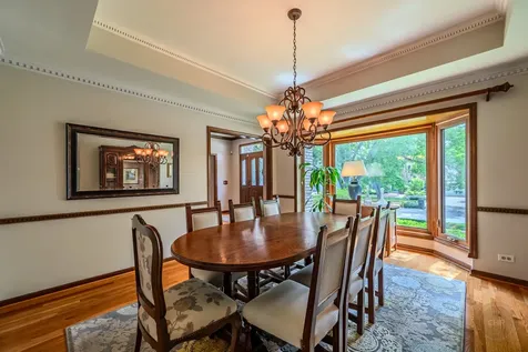 391 Dupahze Street Naperville IL 60565