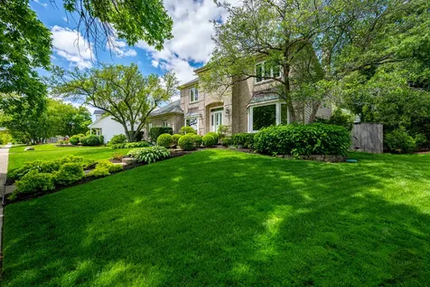 391 Dupahze Street Naperville IL 60565