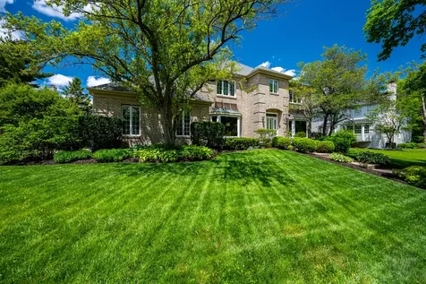 391 Dupahze Street Naperville IL 60565