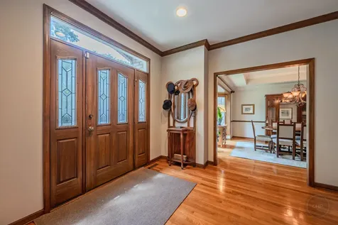 391 Dupahze Street Naperville IL 60565