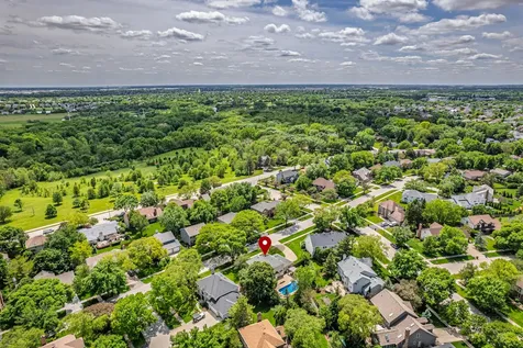 391 Dupahze Street Naperville IL 60565