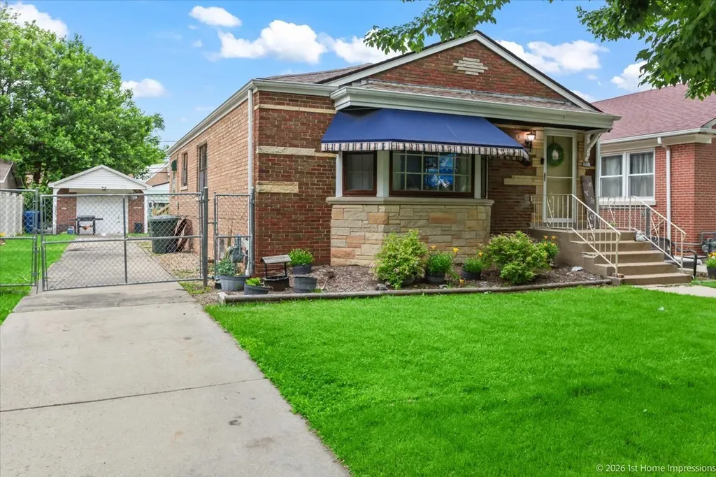 10104 South Turner Avenue Evergreen Park IL 60805