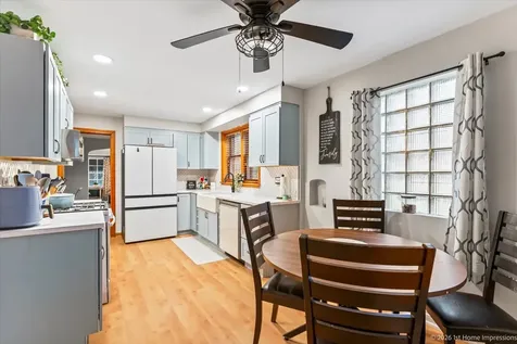 10104 South Turner Avenue Evergreen Park IL 60805