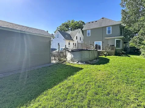 1519 11TH Avenue Moline IL 61265