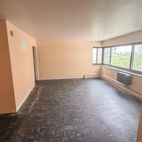 7337 South South Shore Drive Chicago IL 60649