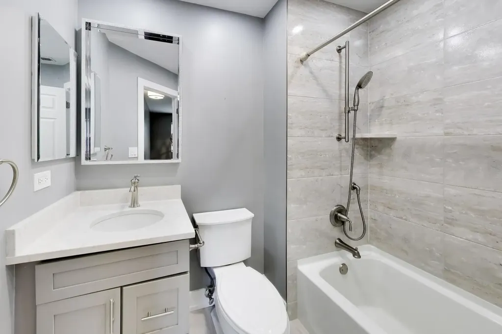 124 Rosehall Drive Lake Zurich IL 60047